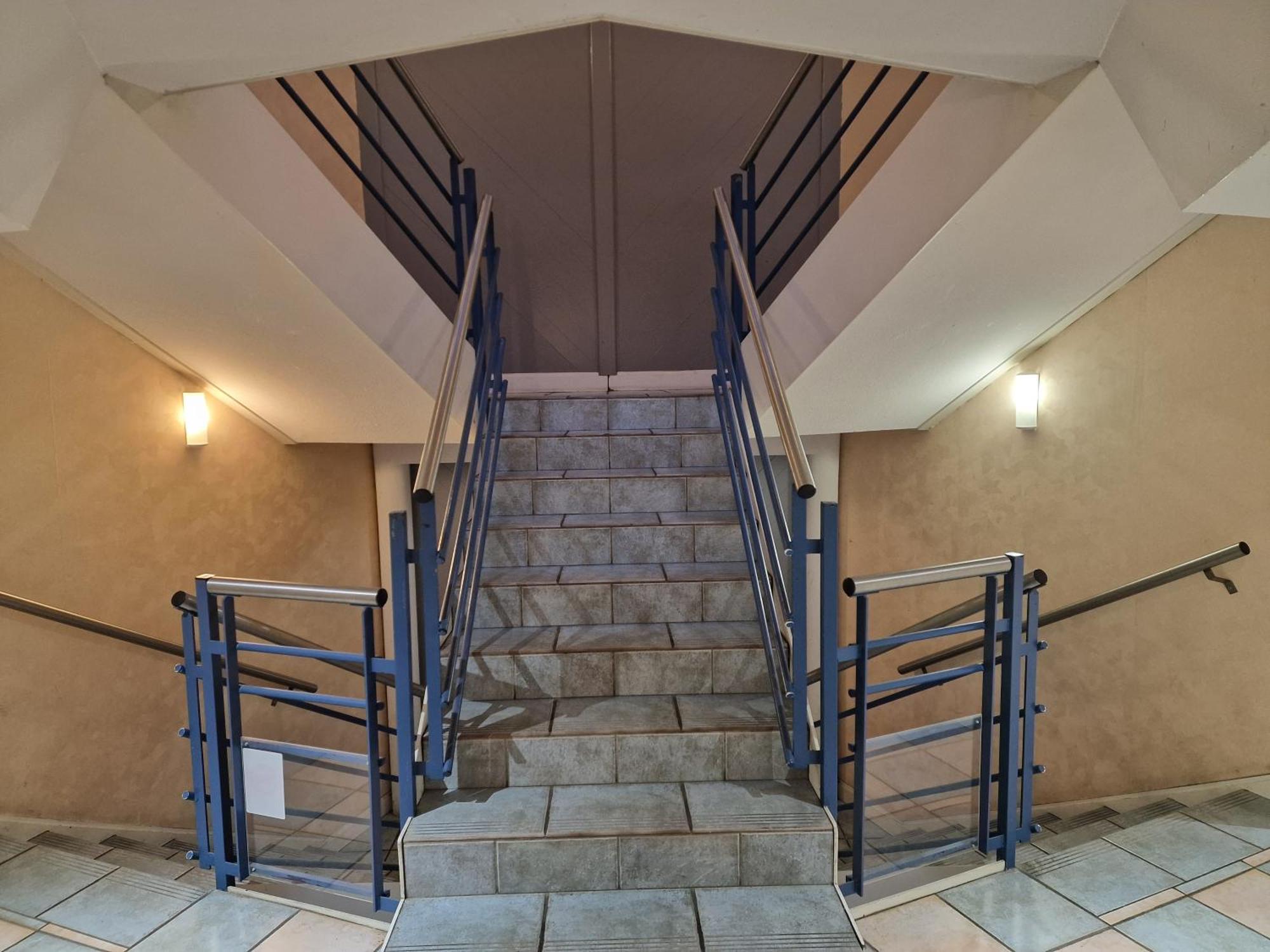 Comfortable Duplex En Residence Securisee Proche Metro Toulouse Exteriér fotografie